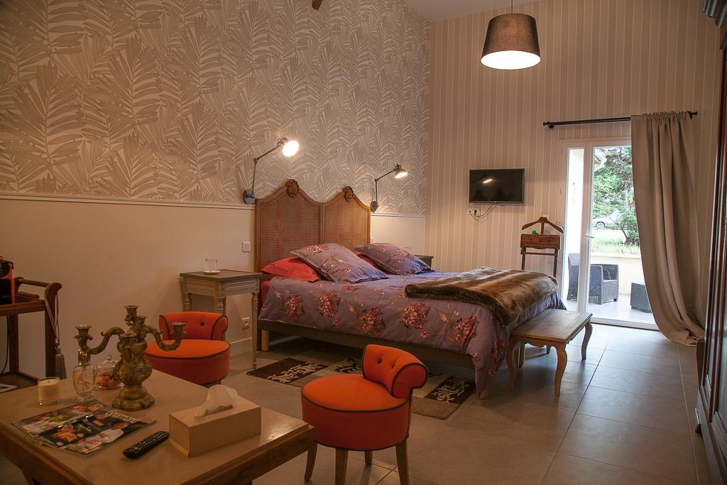 La Petite Girondine, La Suite... Pujols  Exterior foto